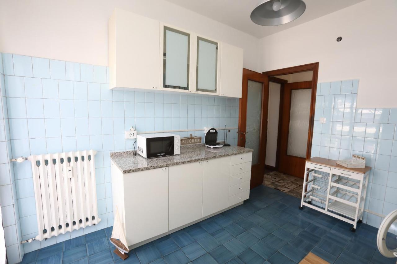 Апартаменты Dalla Nonna Casa Vacanze Сестри-Леванте Экстерьер фото