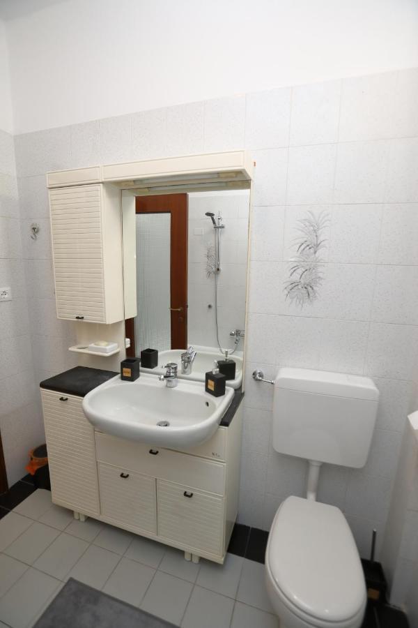 Апартаменты Dalla Nonna Casa Vacanze Сестри-Леванте Экстерьер фото